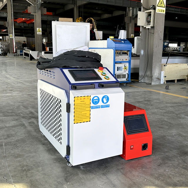 1500W Hnadheld Fiber Laser Welding Machine Supplier