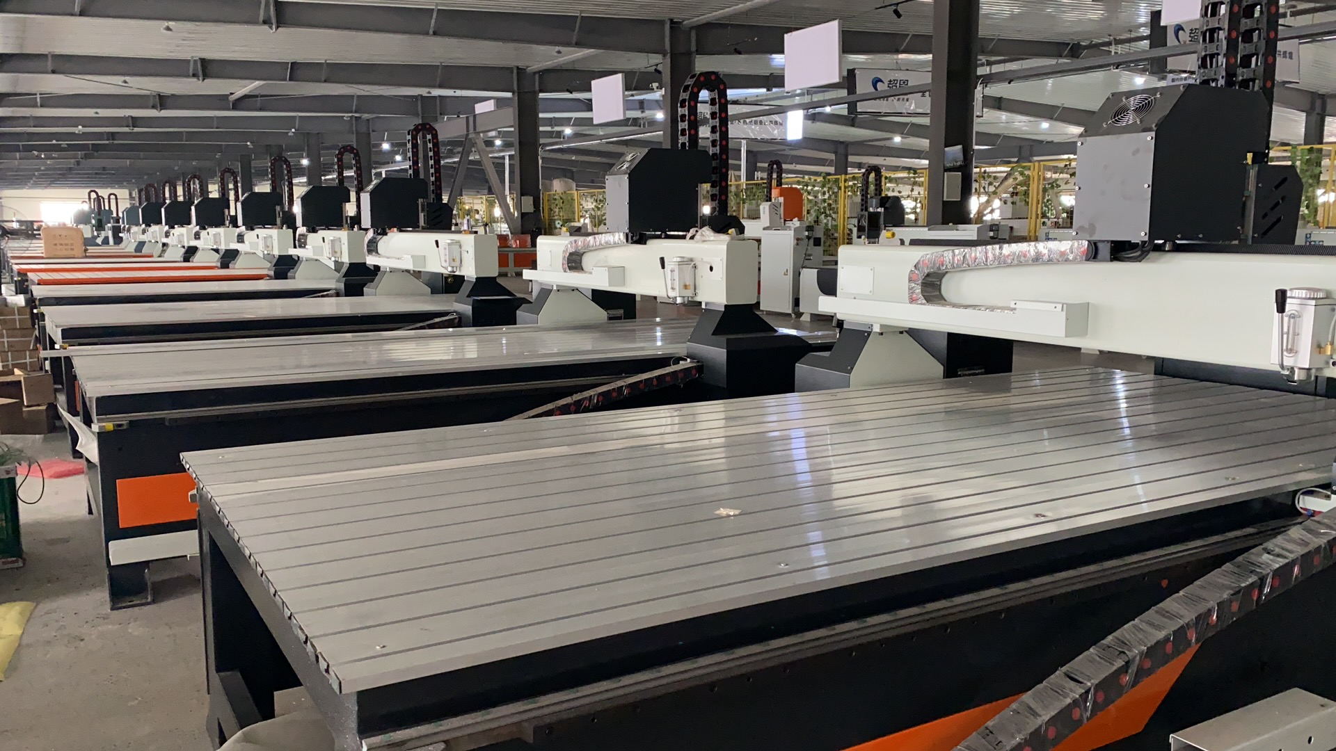 Aluminum table for cnc router