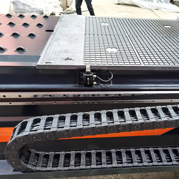 four spindle cnc router (1)