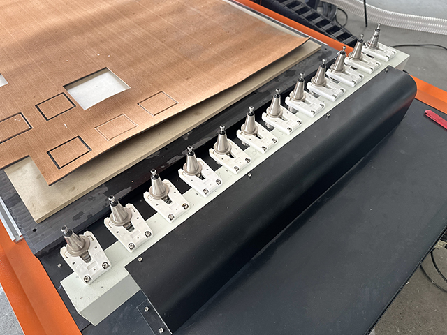 1325 ATC CNC Router for Eva Boat 