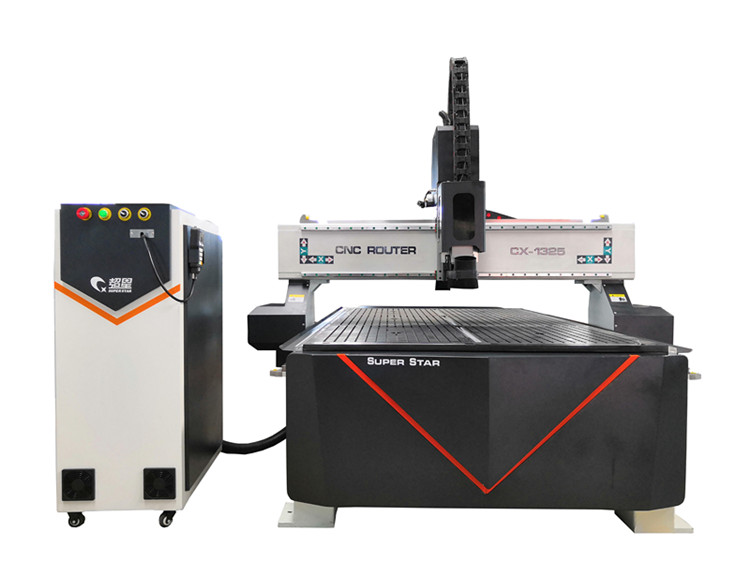 What is the difference between CNC engraving machine and CNC lathe?
