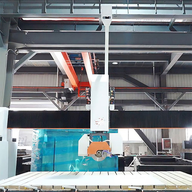 5+1 Five Axis Bridge Cutting Saw