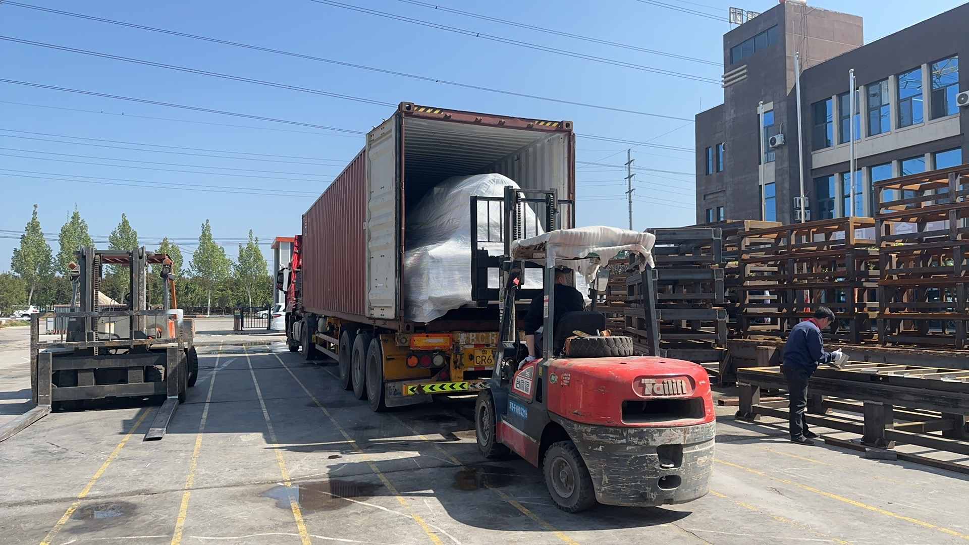 One Machine for Sheet and Tube: Why an Ethiopian Metal Fabricator Chose the CX-3015HR Fiber Laser Cutting Machine