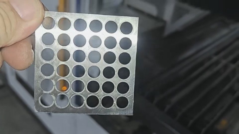 Safety First, Shipped in 20 Days: How a U.S. Metal Fabricator Got the Right Fiber Laser — Fast